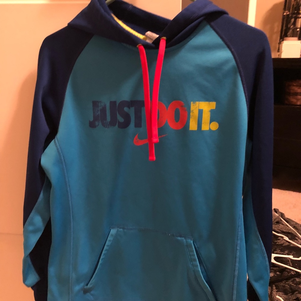 Nike sweatshirt